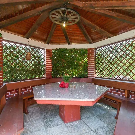 Holiday home Hacienda Lucy *